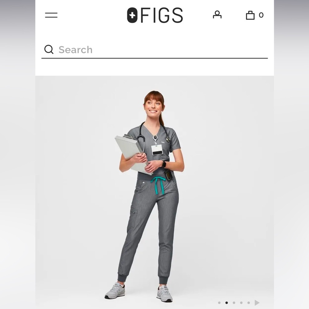 FIGS Graphite Scrub Set
